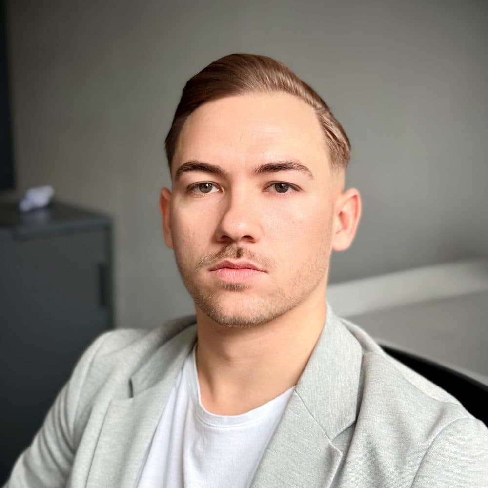 Porträt von Marko Bujan, Geschäftsführer der Adriacon Treuhand GmbH
